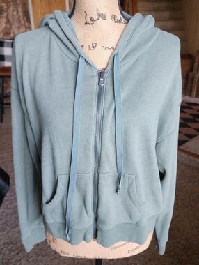 American Eagle Women's Sage Green Zip-Up Hoodie